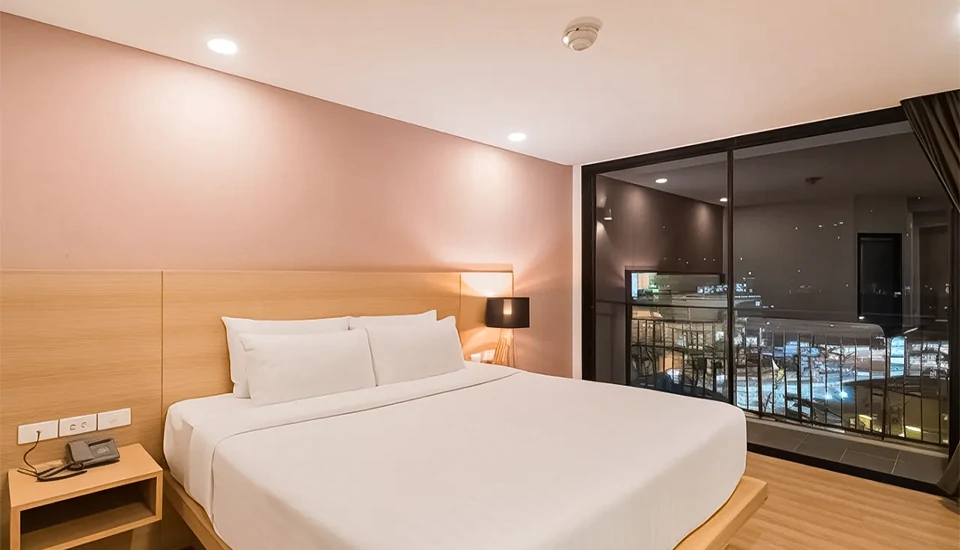 هتل نیو اسکوئر پتونگ پوکت